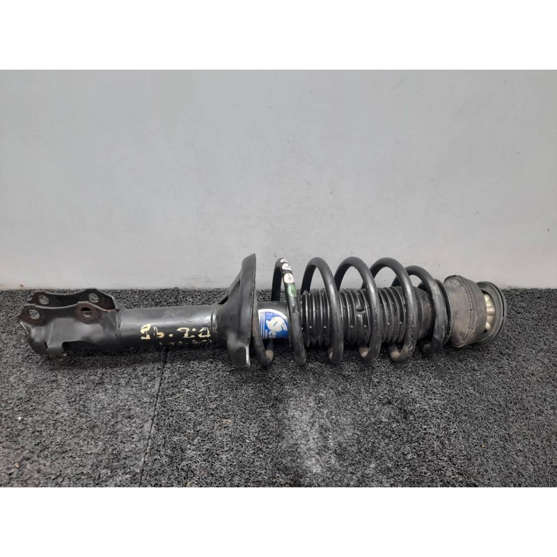 Recambio de amortiguador delantero izquierdo para volkswagen passat berlina (312) referencia OEM IAM   