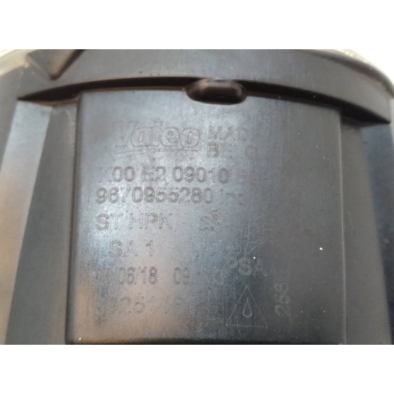 Recambio de faro antiniebla derecho para opel combo life expression referencia OEM IAM 9670955280 / 6208Q3 - Marrón 3