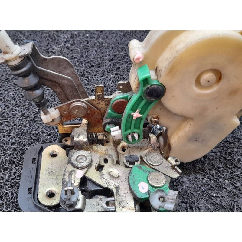 Recambio de cerradura puerta delantera derecha para kia sorento 2.5 crdi ex referencia OEM IAM - Negro 2