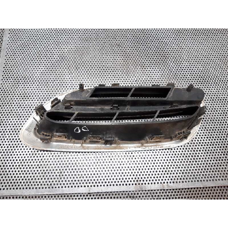 Recambio de rejilla delantera para nissan micra (k11) comfort referencia OEM IAM 623841F500 2