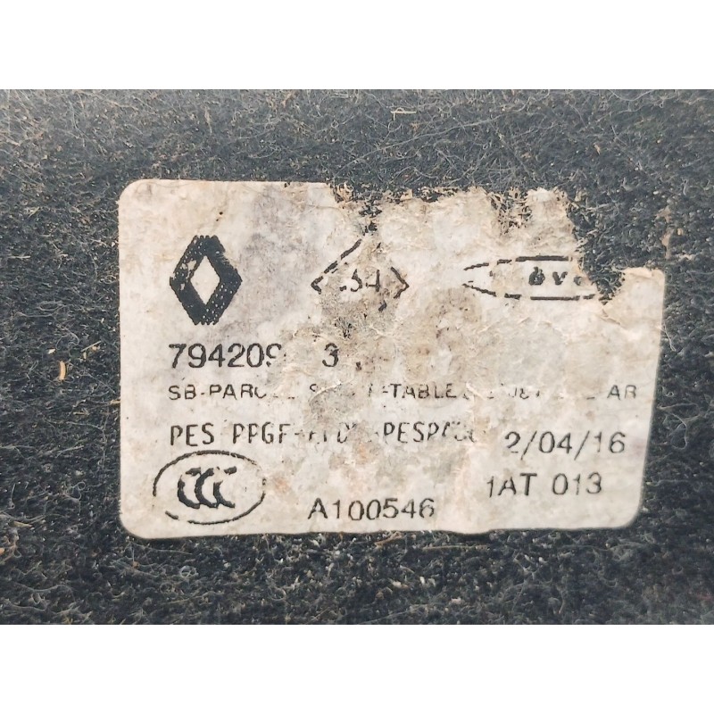 Recambio de bandeja trasera para renault captur i (j5_, h5_) 1.5 dci 110 referencia OEM IAM 794209363R - Rojo 2
