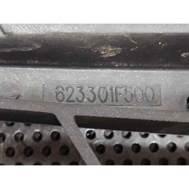 Recambio de rejilla delantera para nissan micra (k11) comfort referencia OEM IAM 623831F500 2