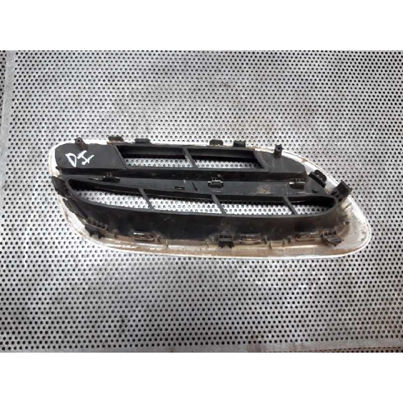 Recambio de rejilla delantera para nissan micra (k11) comfort referencia OEM IAM 623831F500 3