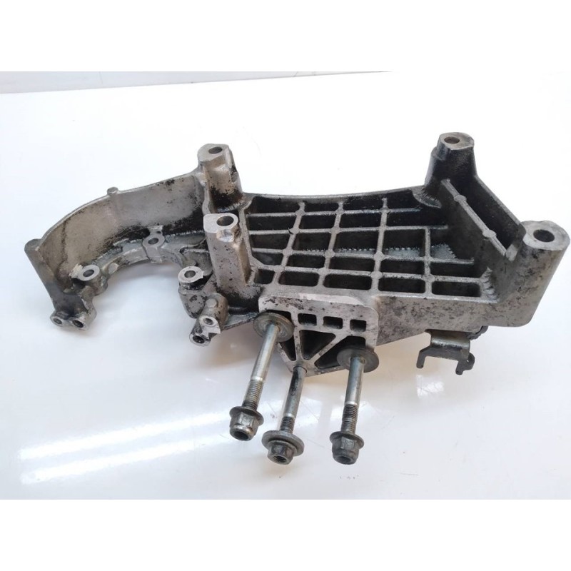 Recambio de soporte motor derecho para fiat linea (110) dynamic referencia OEM IAM 55208369 - Blanco 2