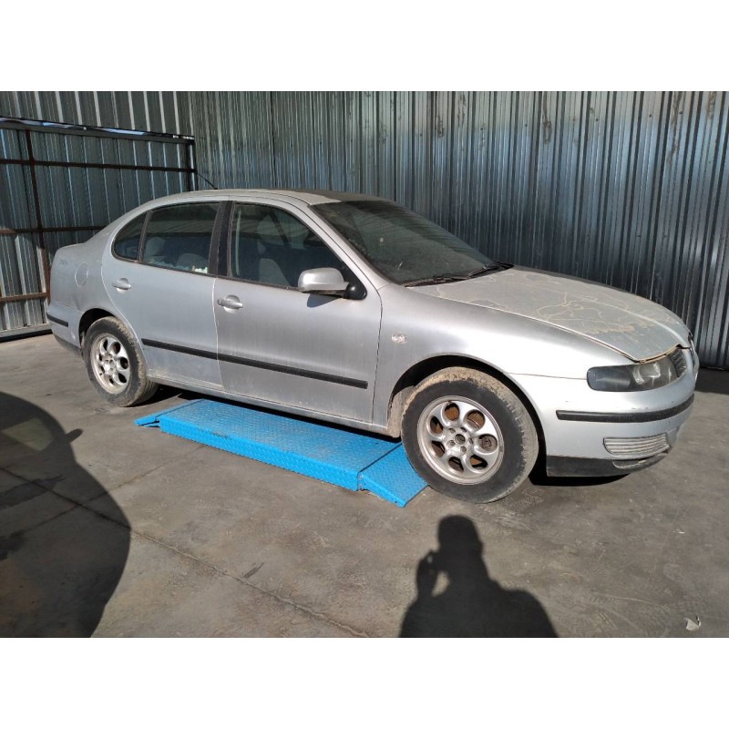 seat toledo (1m2) del año 2000