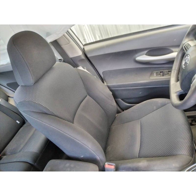 Recambio de asiento delantero izquierdo para toyota auris active referencia OEM IAM - Blanco 2