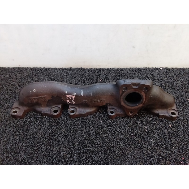 Recambio de colector escape para opel insignia berlina cosmo referencia OEM IAM 55565985  