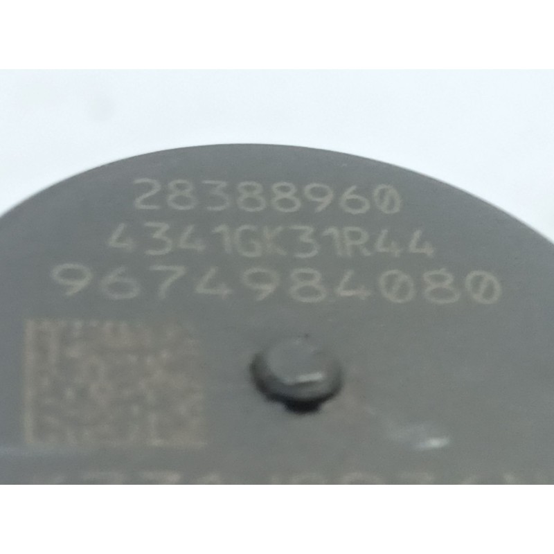 Recambio de inyector para ford kuga (cbs) titanium referencia OEM IAM 9674984080 - Blanco 2