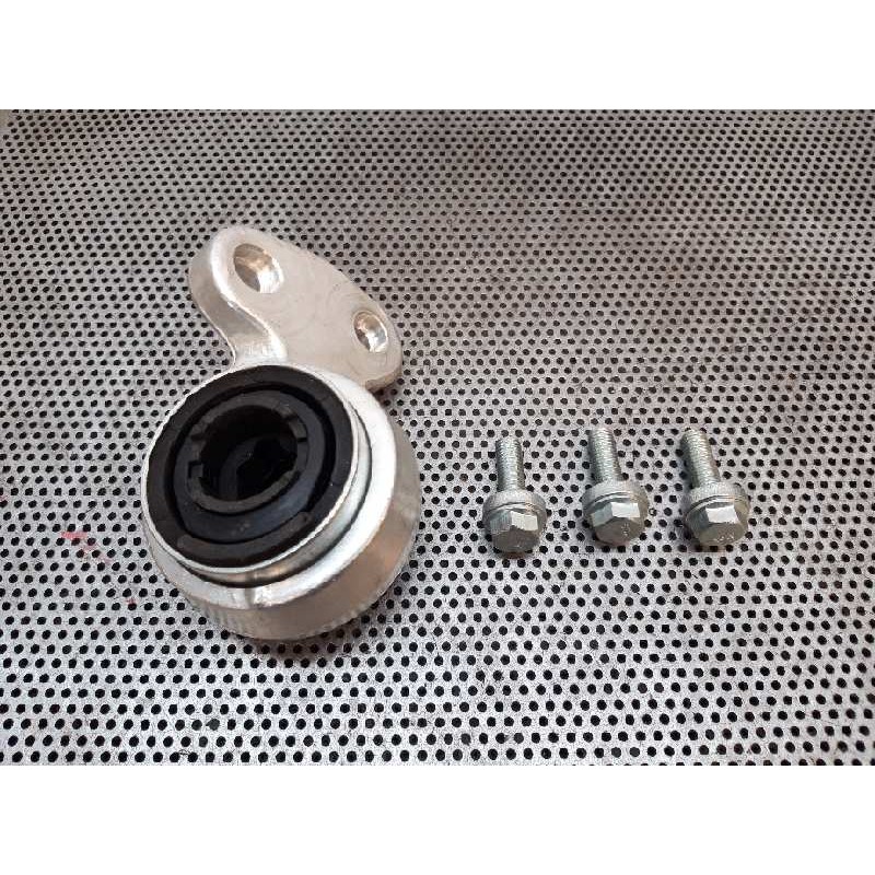 Recambio de silemblock delantero izquierdo para bmw serie 3 berlina (e46) referencia OEM IAM   10120850