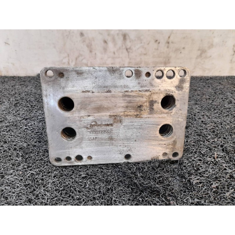 Recambio de enfriador aceite motor para renault laguna grandtour iii dynamique referencia OEM IAM 6790972560 - Blanco 2