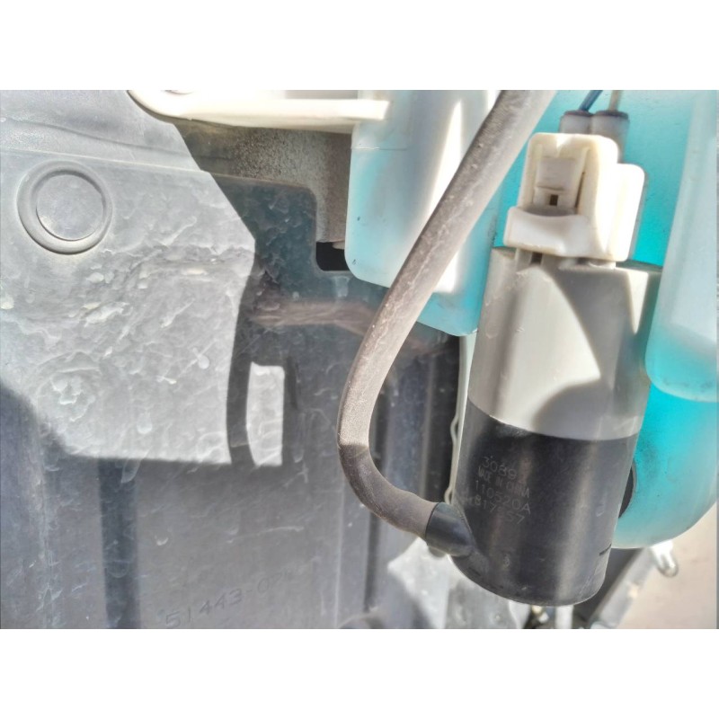 Recambio de bomba limpia para toyota auris active referencia OEM IAM 817557 30892 110520A