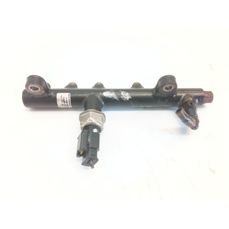 Recambio de rampa inyectora para ford kuga (cbs) titanium referencia OEM IAM 9674300080 94675G01 - Blanco 3