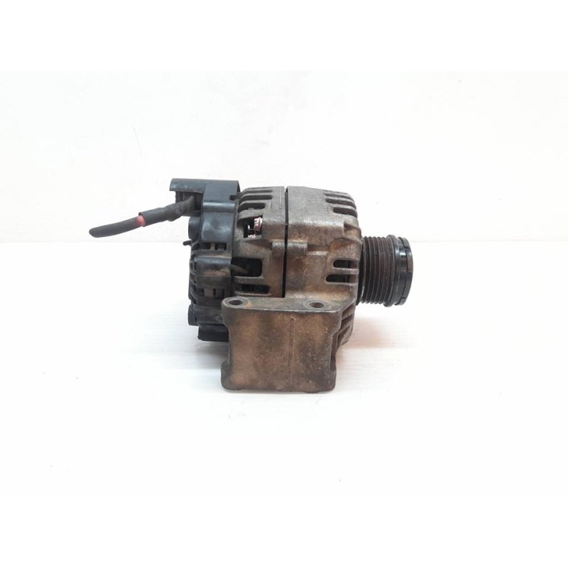 Recambio de alternador para fiat linea (110) dynamic referencia OEM IAM 100715  VALEO - Blanco 3
