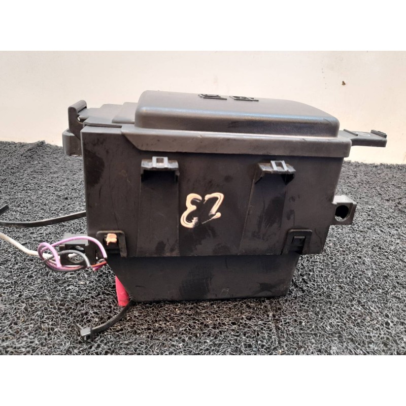 Recambio de caja reles / fusibles para jaguar xe prestige referencia OEM IAM GX7314A076DA GX7314A076DA 