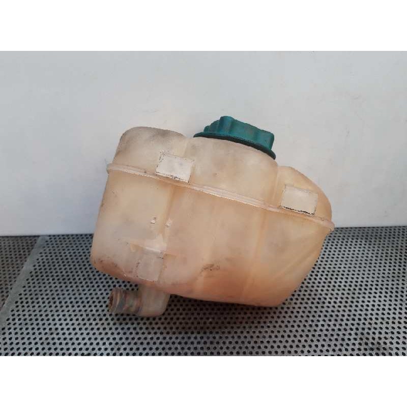 Recambio de deposito expansion para volvo s70 berlina exclusive referencia OEM IAM 868455 8683456 - Verde 2