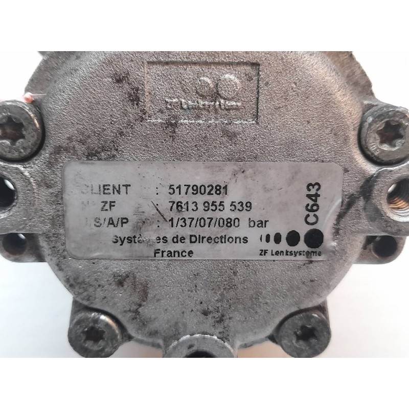 Recambio de bomba direccion para fiat linea (110) dynamic referencia OEM IAM 51790281 - Blanco 2