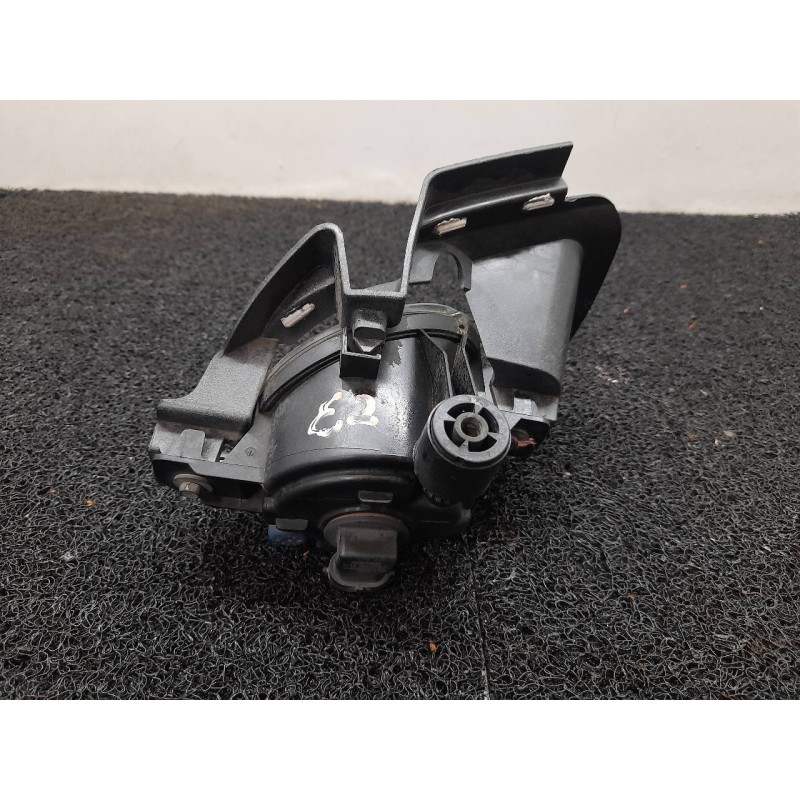 Recambio de faro antiniebla izquierdo para bmw serie 1 berlina (e81/e87) 116d referencia OEM IAM 89203672LH - Blanco 2