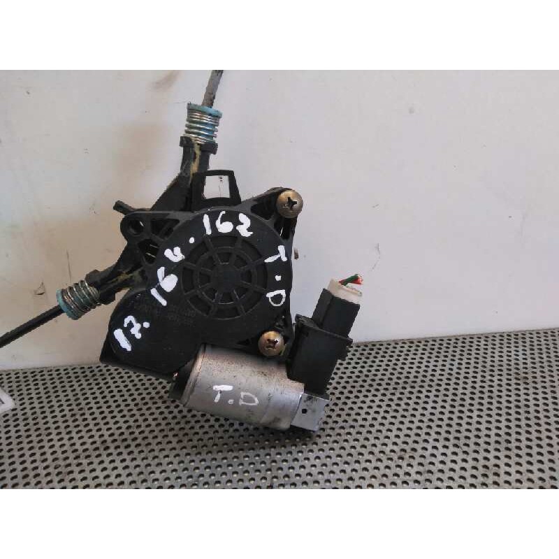 Recambio de elevalunas trasero derecho para mazda 2 berlina (dy) 1.4 active+ (59kw) referencia OEM IAM 3