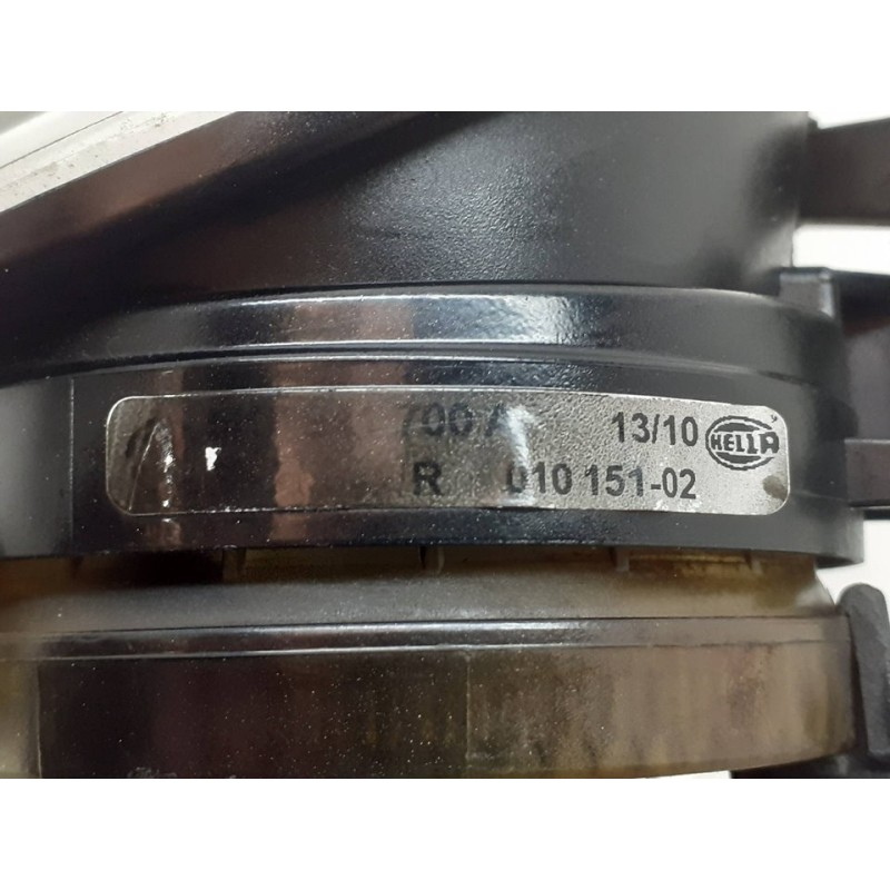 Recambio de faro antiniebla derecho para volkswagen touran (1t2) advance bluemotion referencia OEM IAM 5K0941700A - Negro 2