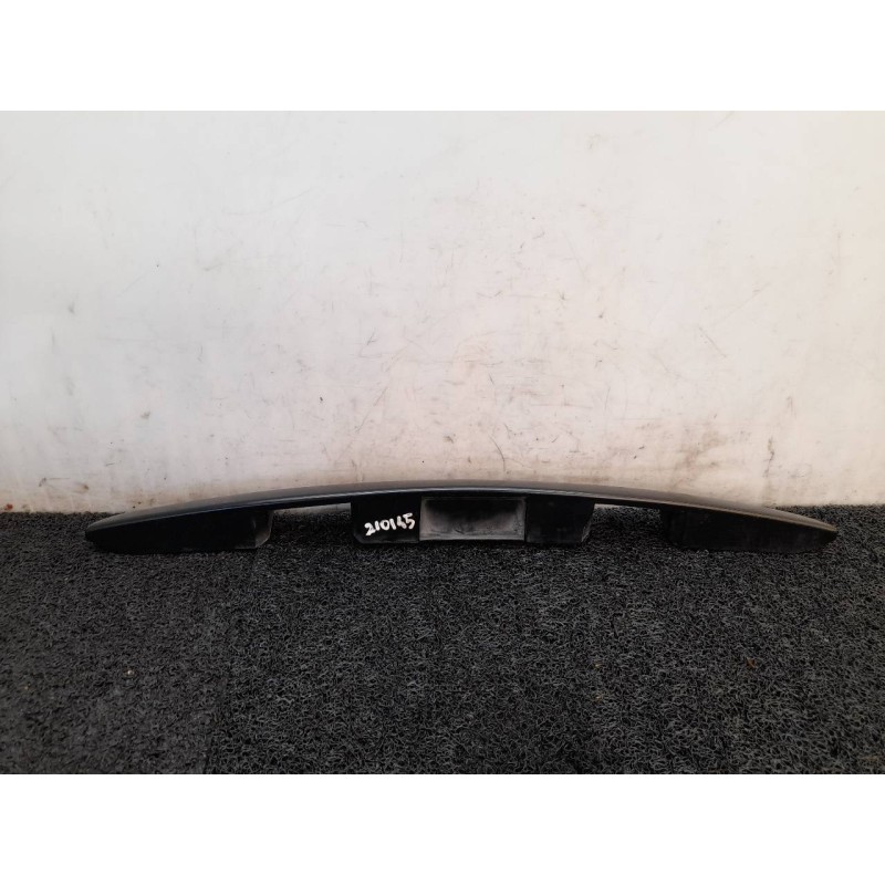 Recambio de molduras traseras para citroën c3 hdi 70 collection referencia OEM IAM - Negro 2
