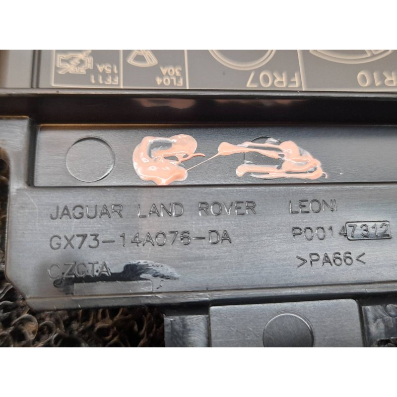 Recambio de caja reles / fusibles para jaguar xe prestige referencia OEM IAM GX7314A076DA GX7314A076DA - Azul 8