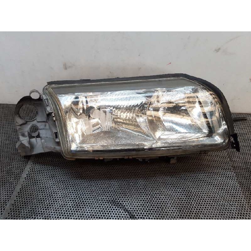 Recambio de faro derecho para volvo s80 berlina 2.5 d referencia OEM IAM   