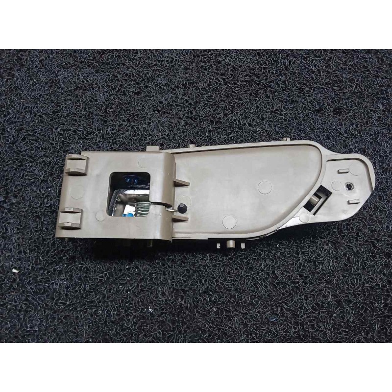Recambio de maneta interior trasera derecha para ssangyong rodius xdi referencia OEM IAM - Negro 2