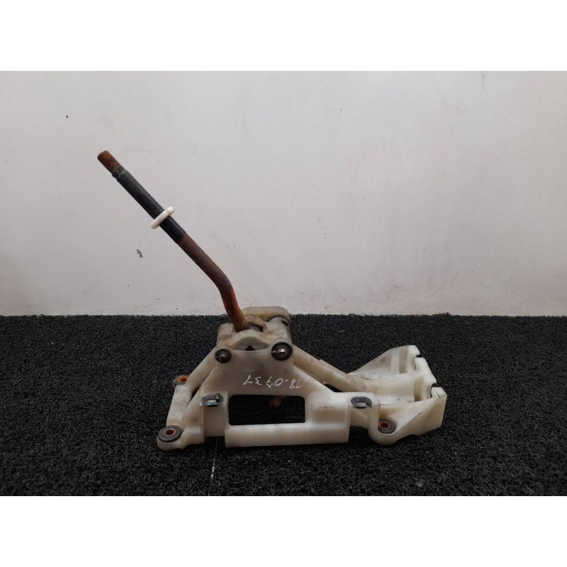 Recambio de palanca cambio para toyota rav 4 funcruiser (a1) básico referencia OEM IAM - Rojo 2