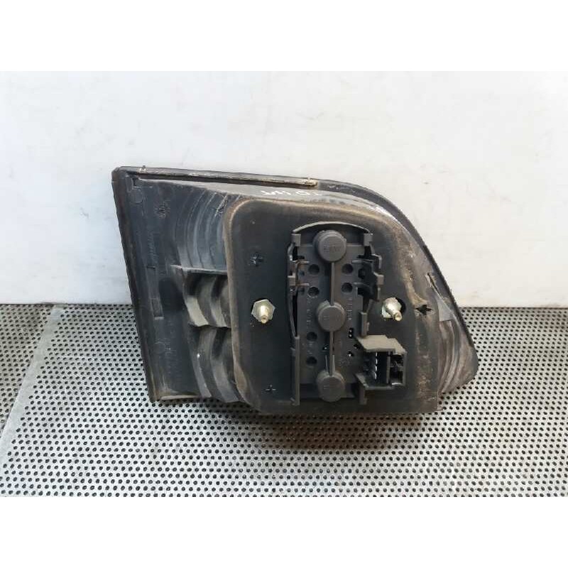 Recambio de piloto trasero derecho interior para fiat stilo multi wagon (192) 1.9 jtd 80 referencia OEM IAM 2
