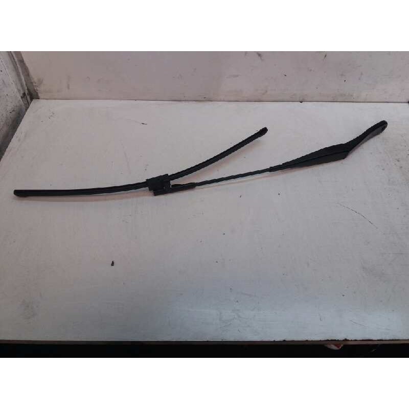 Recambio de brazo limpia delantero izquierdo para opel astra gtc 1.7 16v cdti referencia OEM IAM   