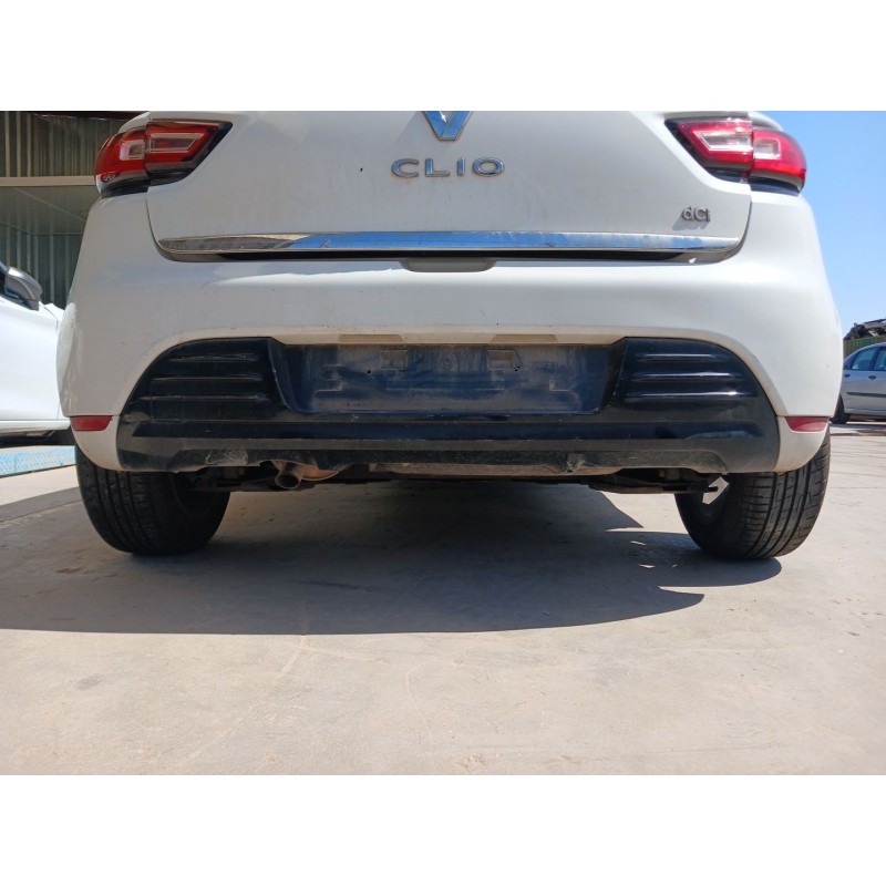 Recambio de paragolpes trasero para renault clio iv (bh_) 1.5 dci 75 referencia OEM IAM - Blanco 2
