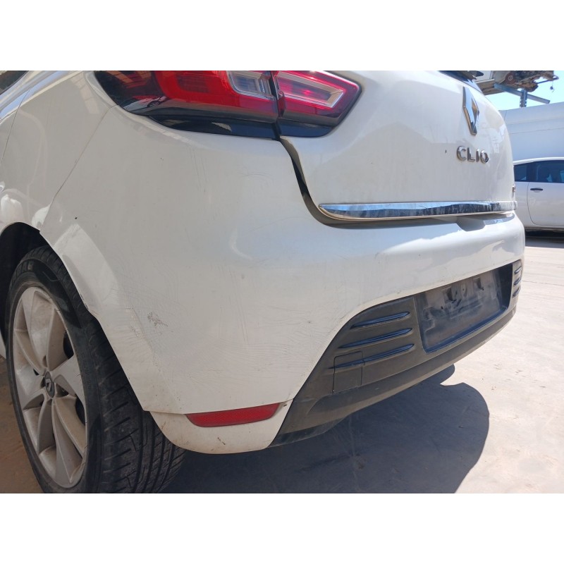 Recambio de paragolpes trasero para renault clio iv (bh_) 1.5 dci 75 referencia OEM IAM - Blanco 3
