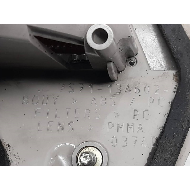 Recambio de piloto trasero derecho interior para ford mondeo ber. (ca2) trend referencia OEM IAM 7S7113A602A 2