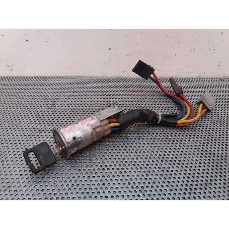 Recambio de antirrobo / llave contacto para peugeot 106 (s1) kid referencia OEM IAM 3G116B - Blanco 2
