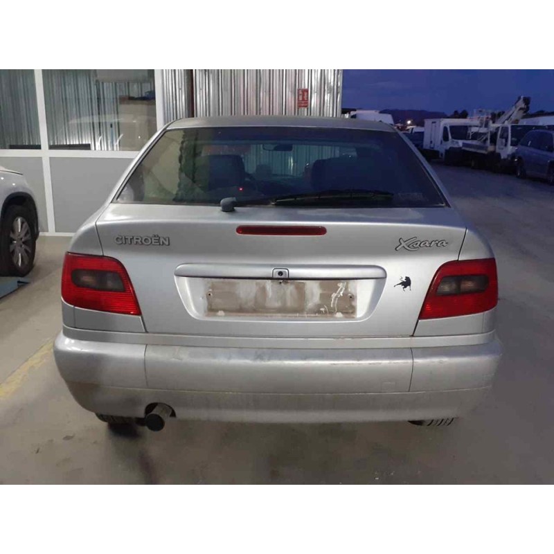 citroën xsara berlina del año 2000