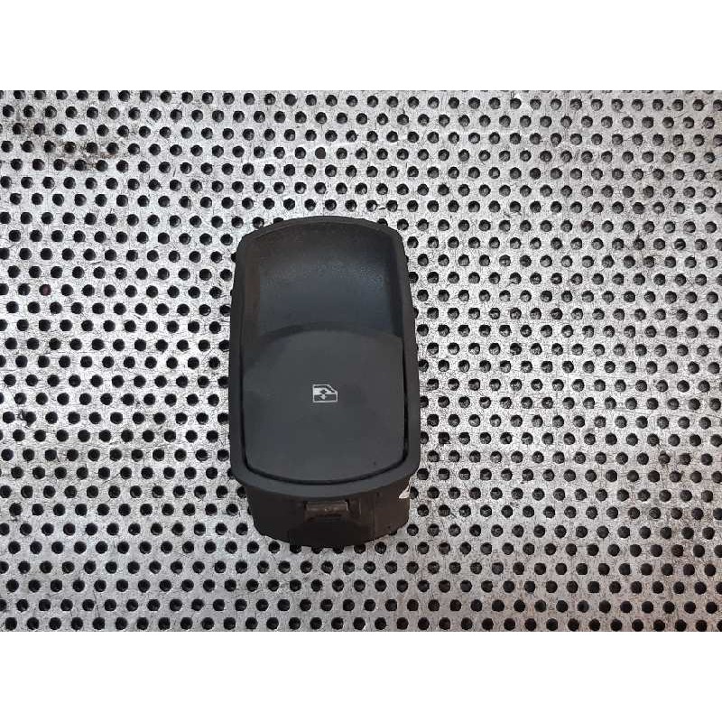 Recambio de mando elevalunas delantero derecho para opel corsa d cosmo referencia OEM IAM 13189333 315625731 