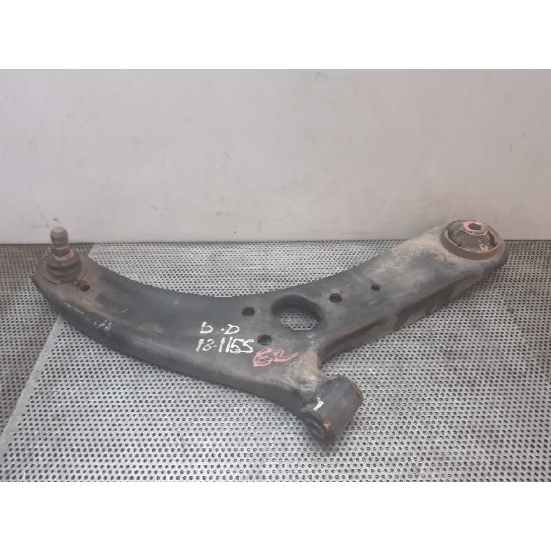 Recambio de brazo suspension inferior delantero derecho para kia rio concept referencia OEM IAM 545841J000  