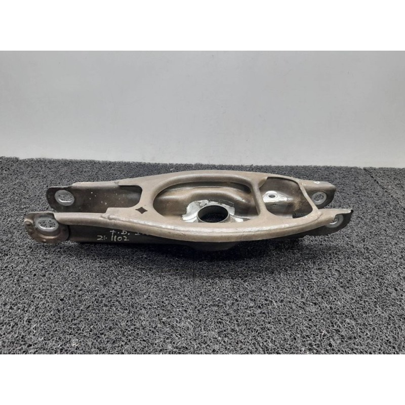 Recambio de brazo suspension inferior trasero derecho para bmw serie 1 berlina (e81/e87) 116d referencia OEM IAM   