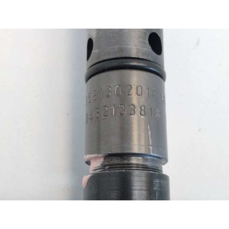 Recambio de inyector para volkswagen passat berlina (3b3) v6 tdi highline referencia OEM IAM 059130201B 0432133818 2
