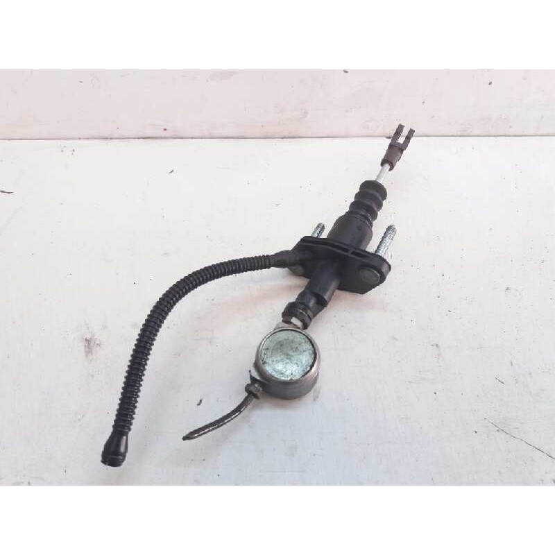 Recambio de bomba embrague para opel astra gtc 1.7 16v cdti referencia OEM IAM 90523769 2