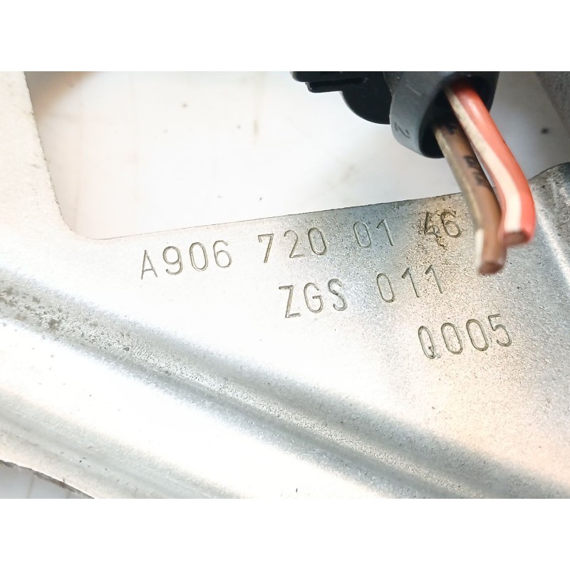 Recambio de elevalunas delantero derecho para mercedes-benz sprinterii caja cerrada (desde 01.06) 309/311/313/315  cdi (906.631/ - Blanco 2