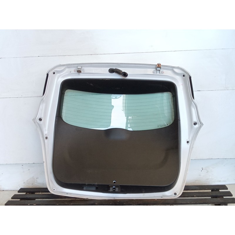 Recambio de porton trasero para opel mokka edition ecoflex referencia OEM IAM - Blanco 2
