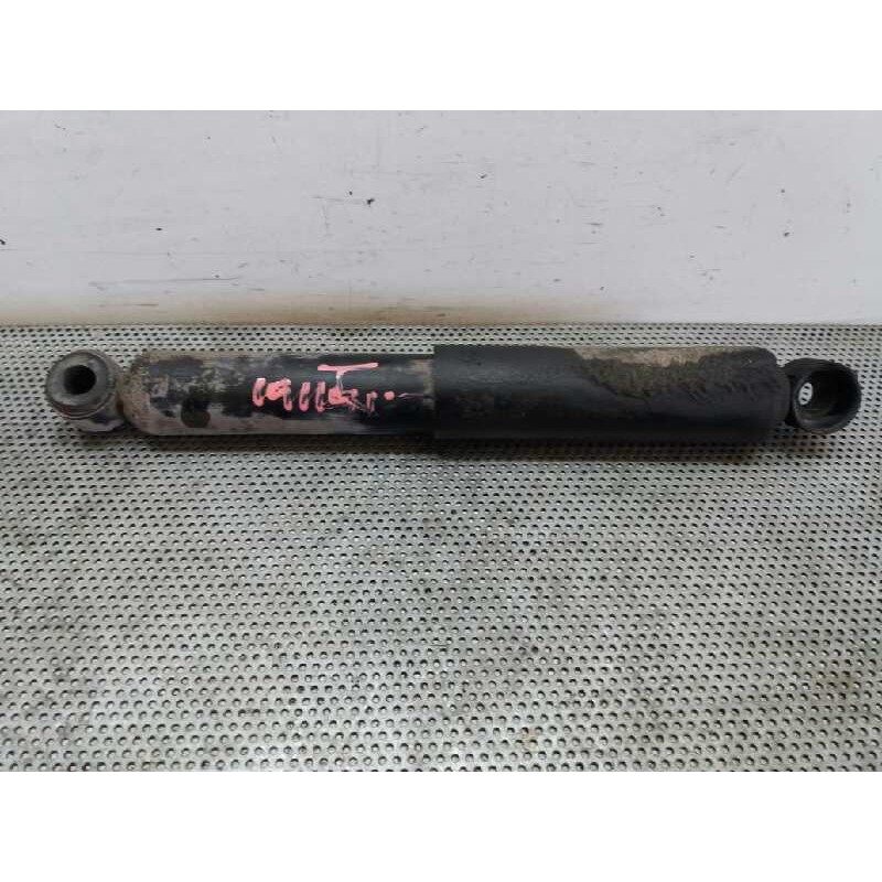 Recambio de amortiguador trasero derecho para nissan serena (c23m) 1.6 lx referencia OEM IAM   