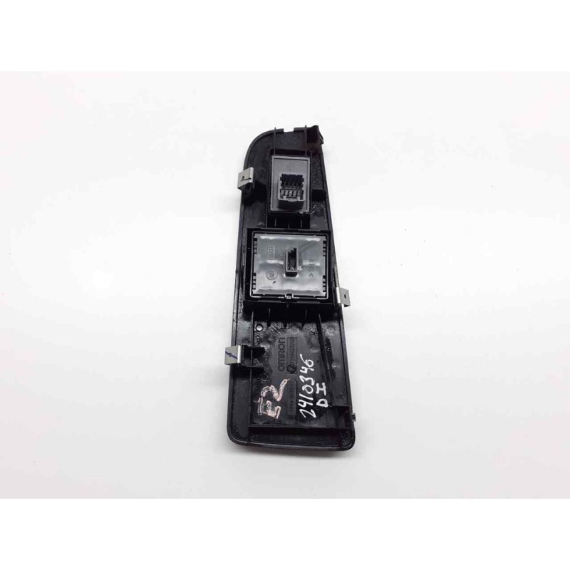 Recambio de mando elevalunas delantero izquierdo para fiat linea (110) dynamic referencia OEM IAM 31255 3