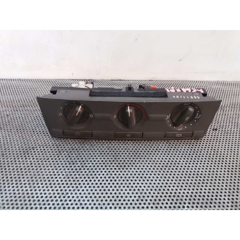 Recambio de mando calefaccion / aire acondicionado para volvo s40 berlina 2.0 16v cat referencia OEM IAM 9041704797  