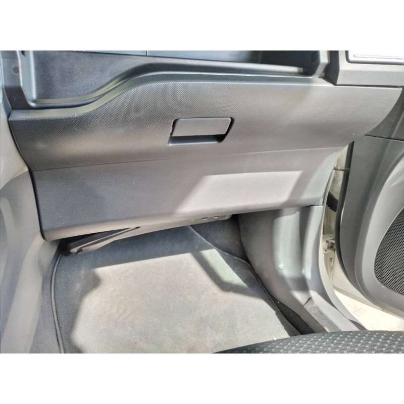 Recambio de guantera para toyota auris active referencia OEM IAM   