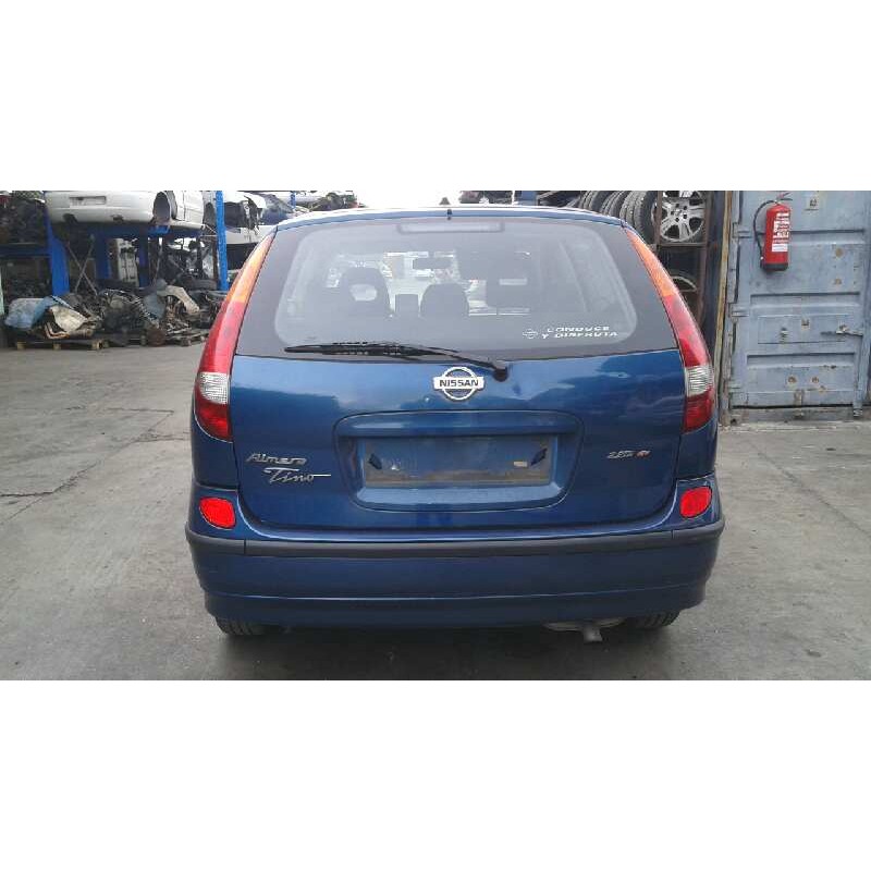 nissan almera tino (v10m) del año 2001