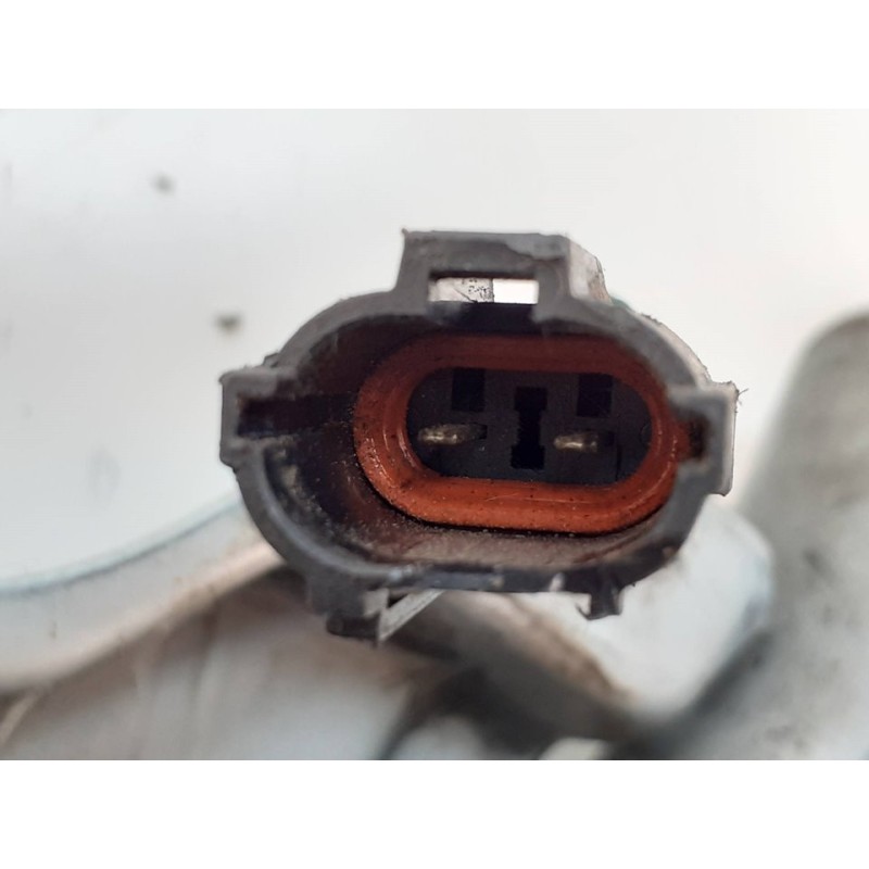 Recambio de elevalunas delantero izquierdo para kia carens 1.8 ls monovolumen referencia OEM IAM XH504P0 2