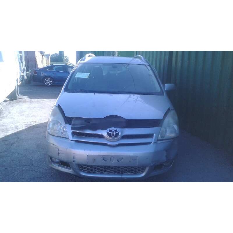 toyota corolla verso (r1) del año 2006