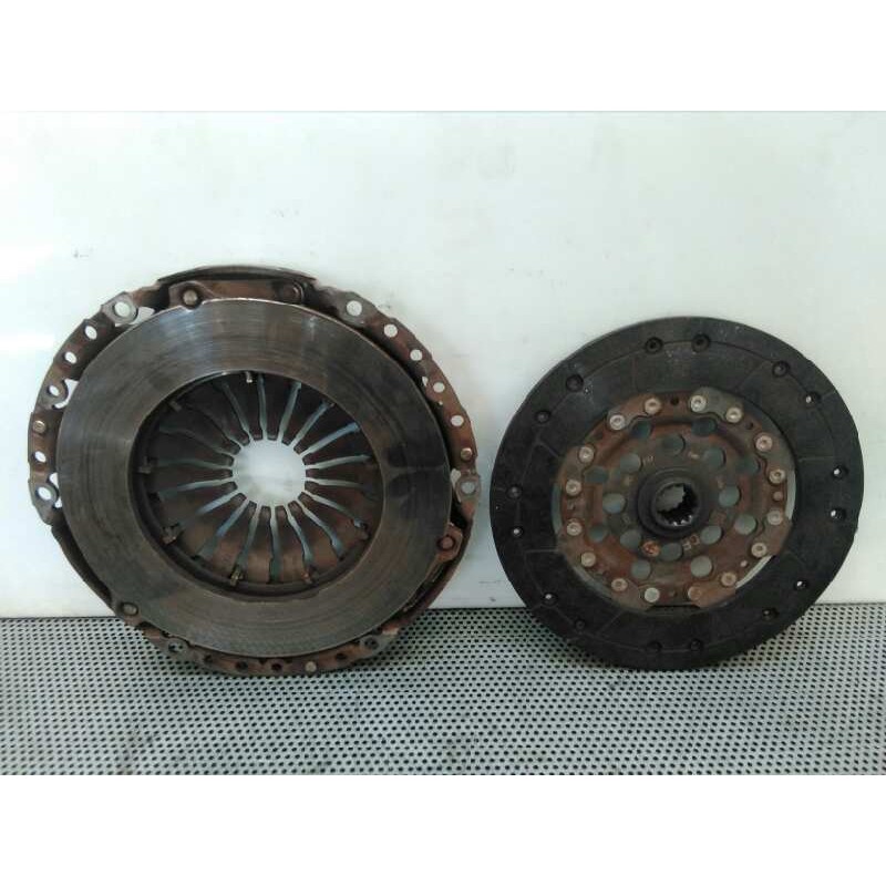 Recambio de kit embrague para opel astra g berlina comfort referencia OEM IAM 3223  